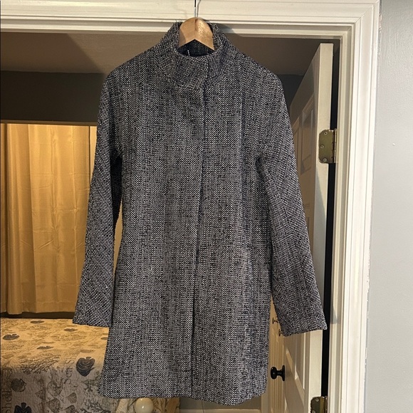 Express Women’s Tweed Black White Gray Cocoon Duffle Coat Jacket Size M - Picture 4 of 9